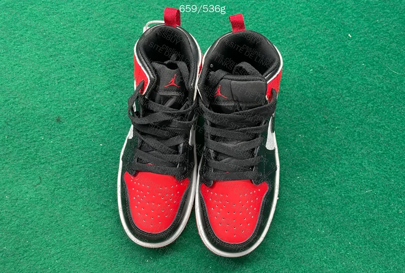 Air Jordan 1 Kids 4