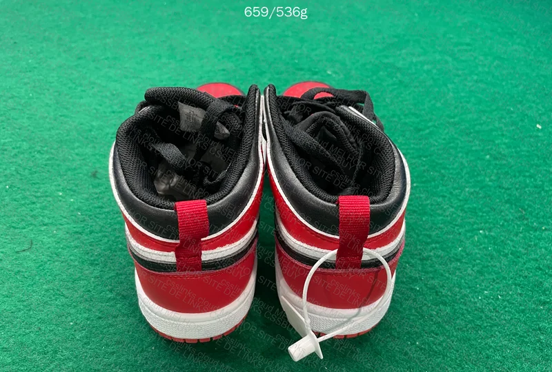 Air Jordan 1 Kids 7