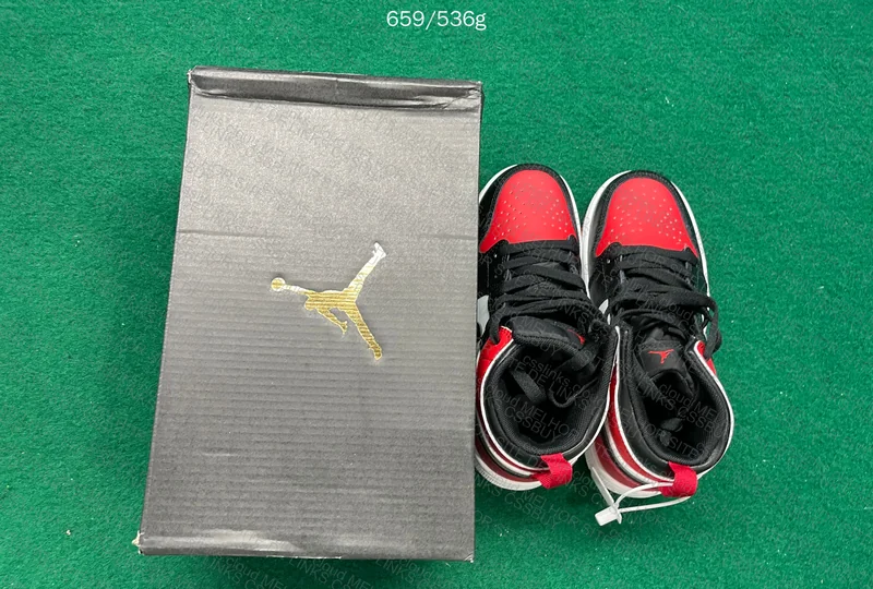 Air Jordan 1 Kids 9