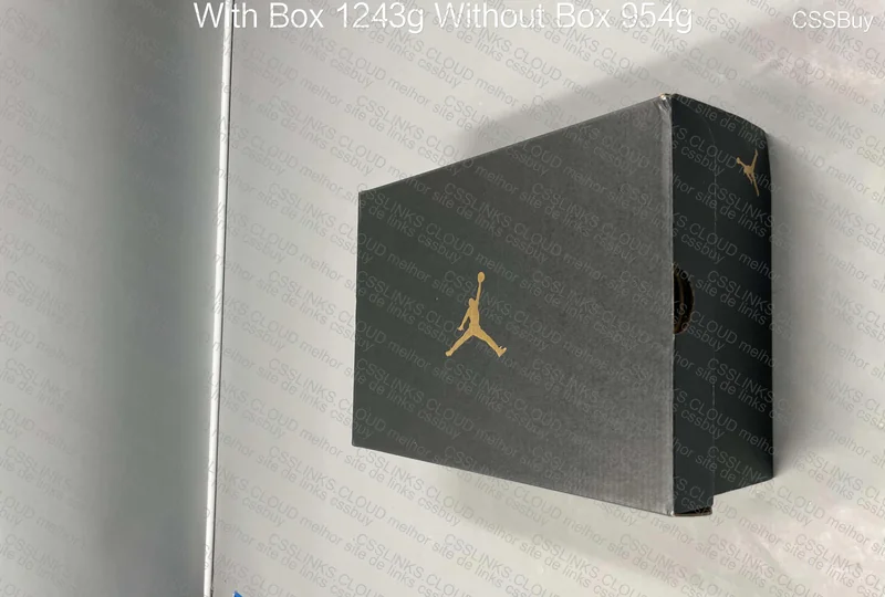 Air Jordan 1 Light Smoke Grey 5