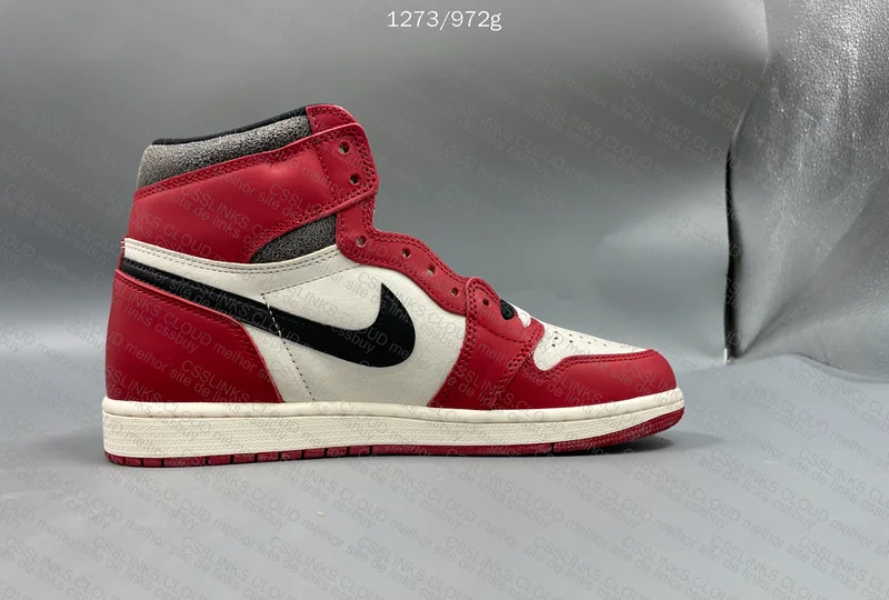 Air Jordan 1 Lost and Found (XC) 3