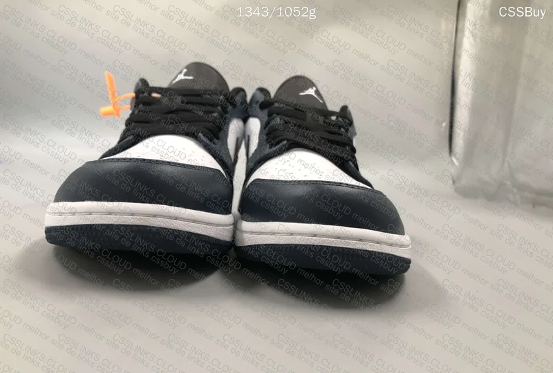Air Jordan 1 Low 2