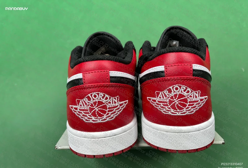 Air Jordan 1 Low 3