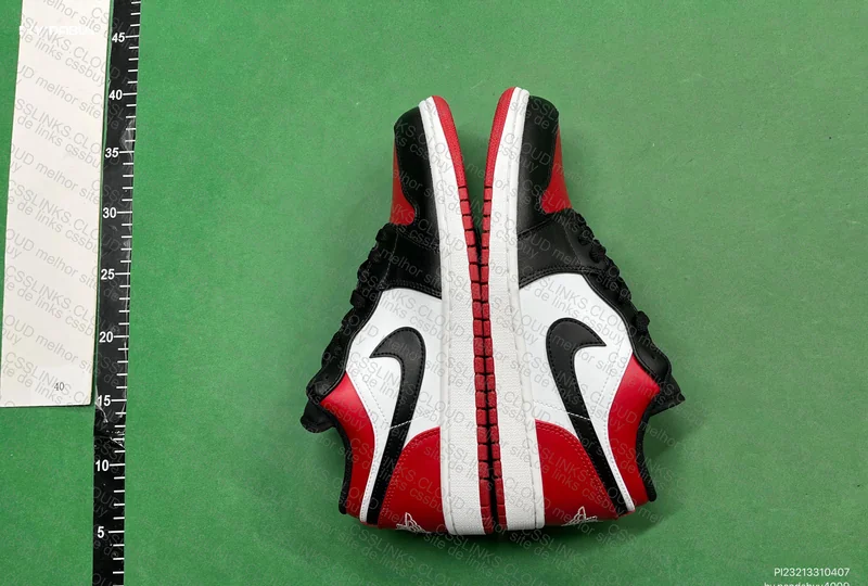 Air Jordan 1 Low 5