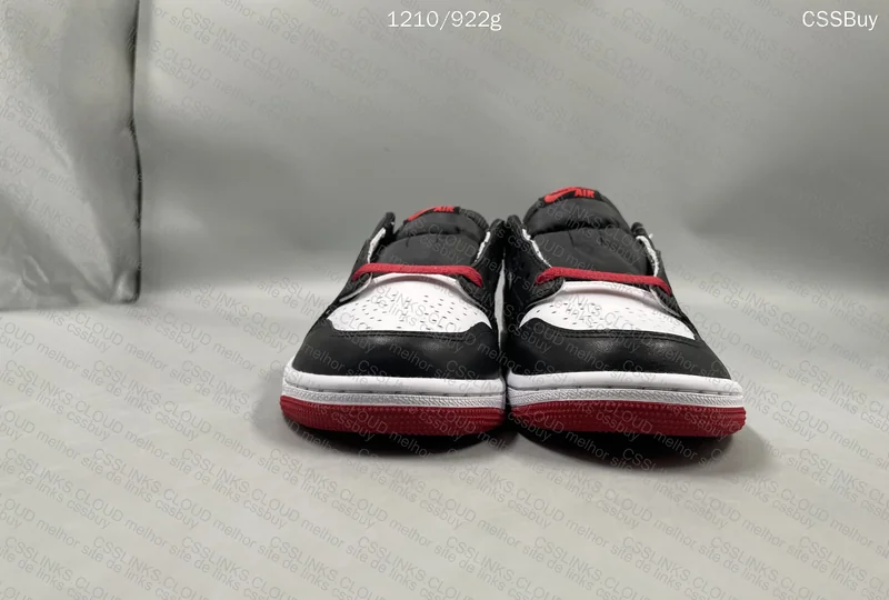 Air Jordan 1 Low 3