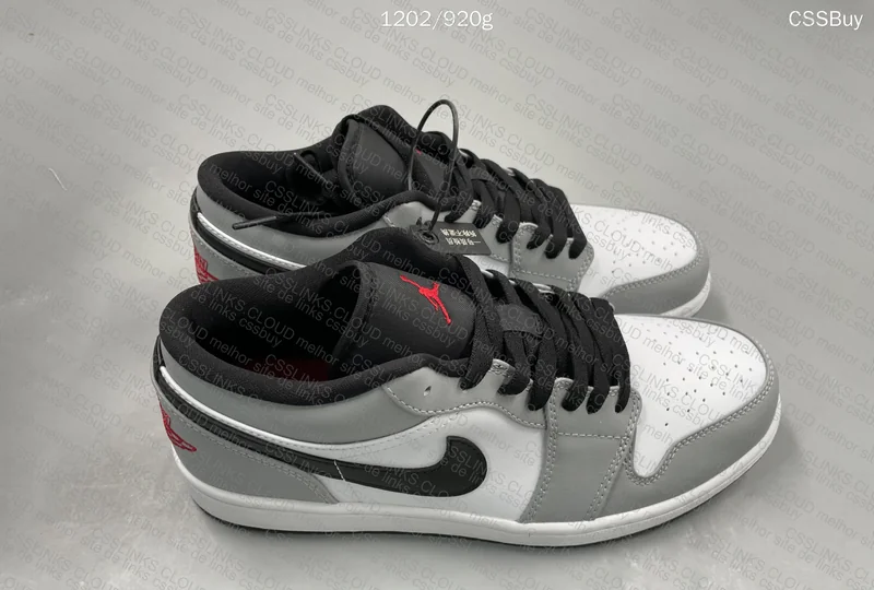 Air Jordan 1 Low