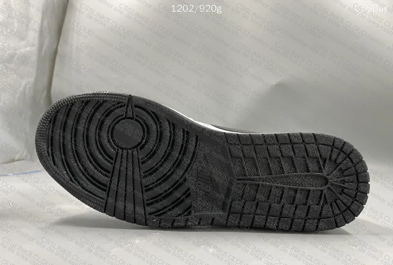 Air Jordan 1 Low 6
