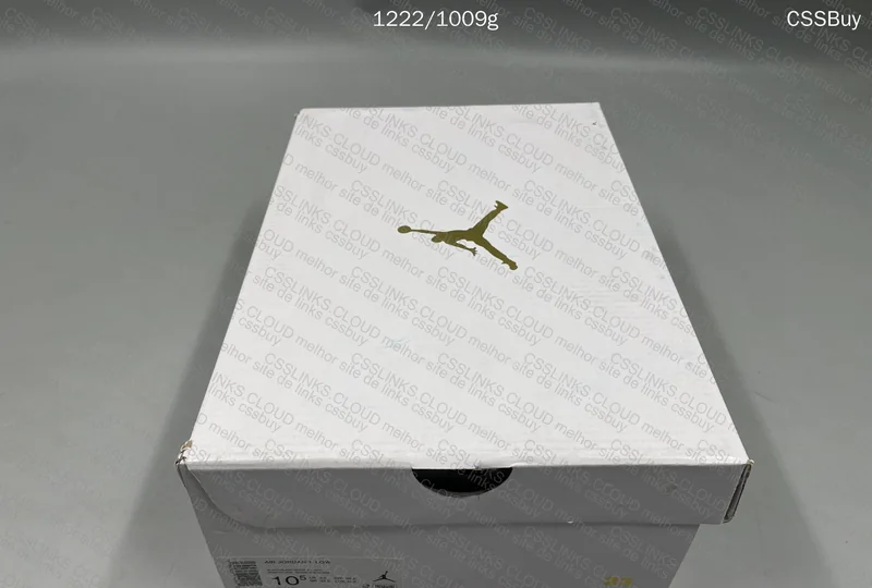 Air Jordan 1 Low 4