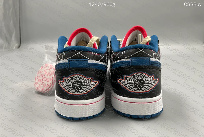 Air Jordan 1 Low 4