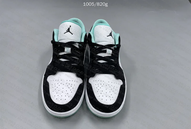 Air Jordan 1 Low