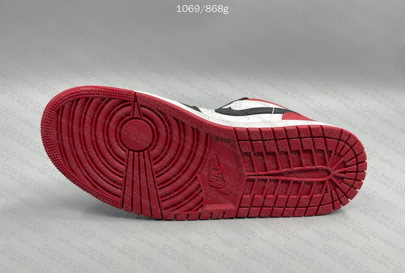 Air Jordan 1 Low 6