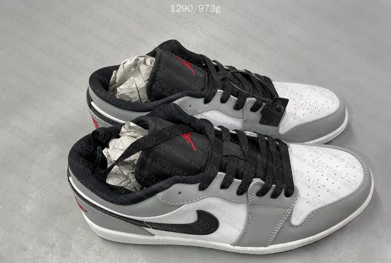 Air Jordan 1 Low