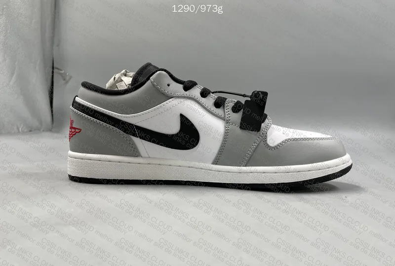 Air Jordan 1 Low 7