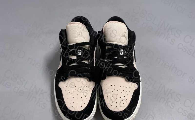 Air Jordan 1 Low
