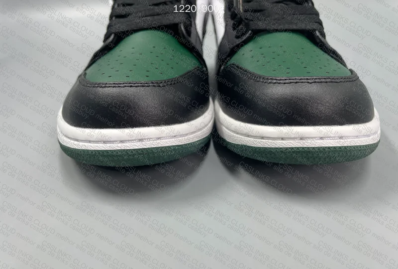Air Jordan 1 Low