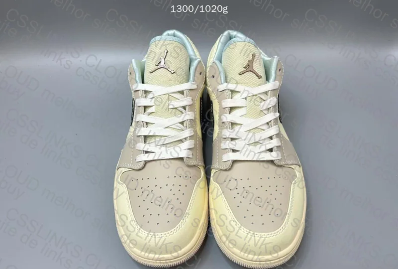 Air Jordan 1 Low 9