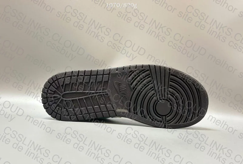 Air Jordan 1 Low 6
