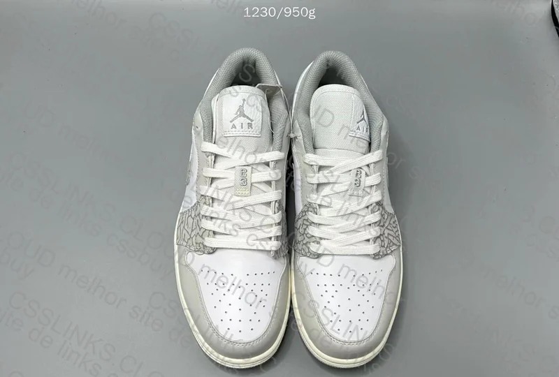 Air Jordan 1 Low 4