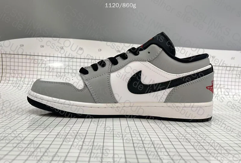 Air Jordan 1 Low 10