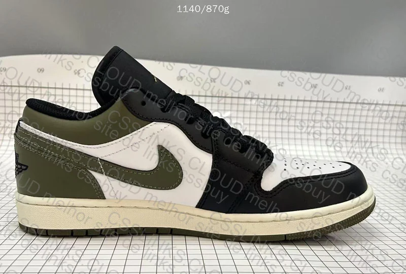 Air Jordan 1 Low 4