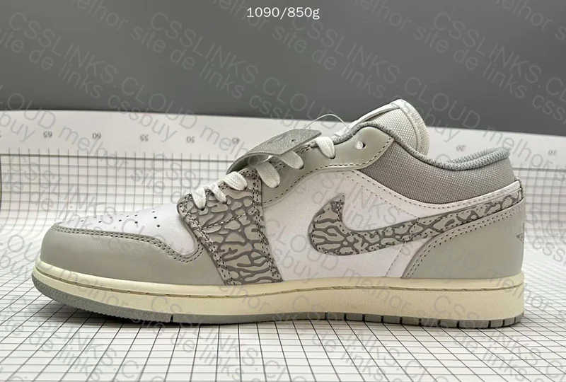 Air Jordan 1 Low 4
