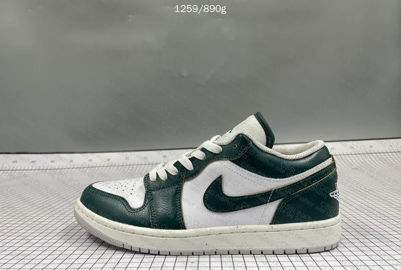 Air Jordan 1 Low