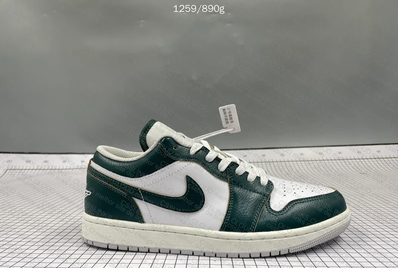 Air Jordan 1 Low 3