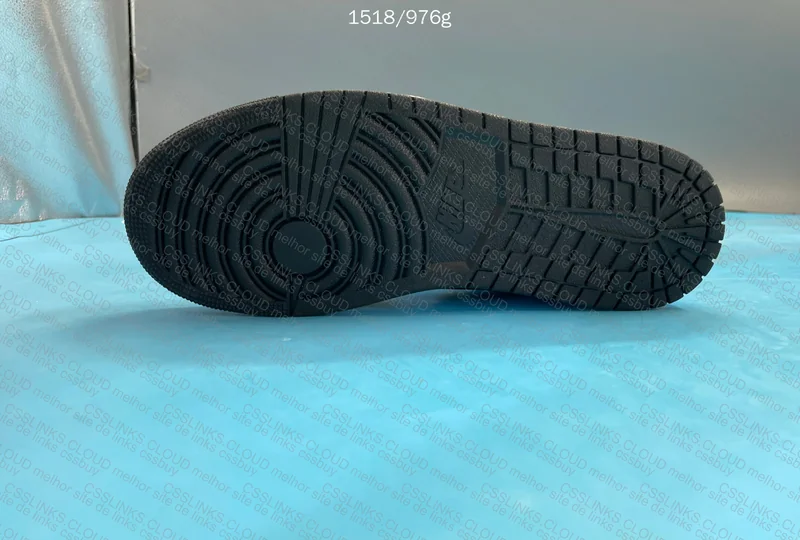 Air Jordan 1 Low 7