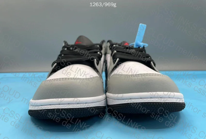 Air Jordan 1 Low 10