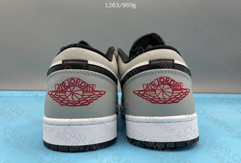 Air Jordan 1 Low 8