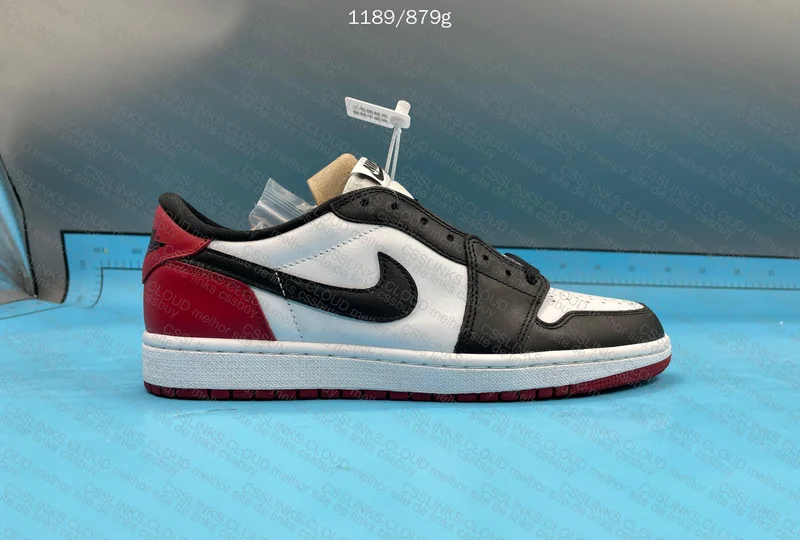 Air Jordan 1 Low 6