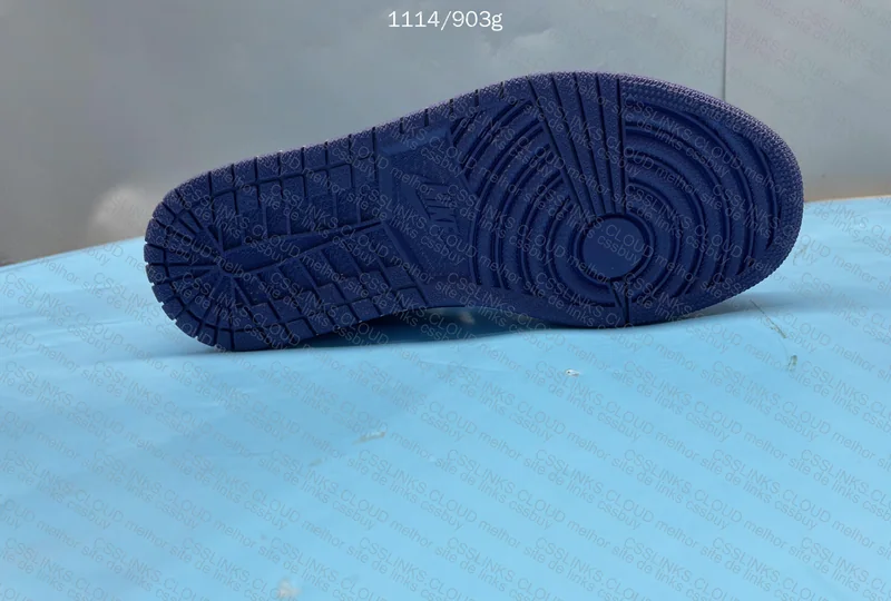 Air Jordan 1 Low 8