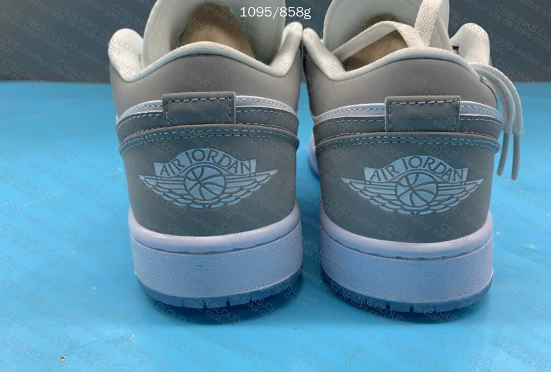 Air Jordan 1 Low