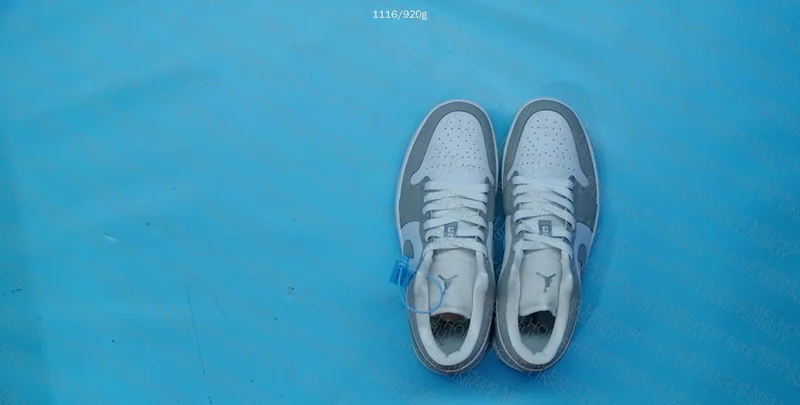 Air Jordan 1 Low