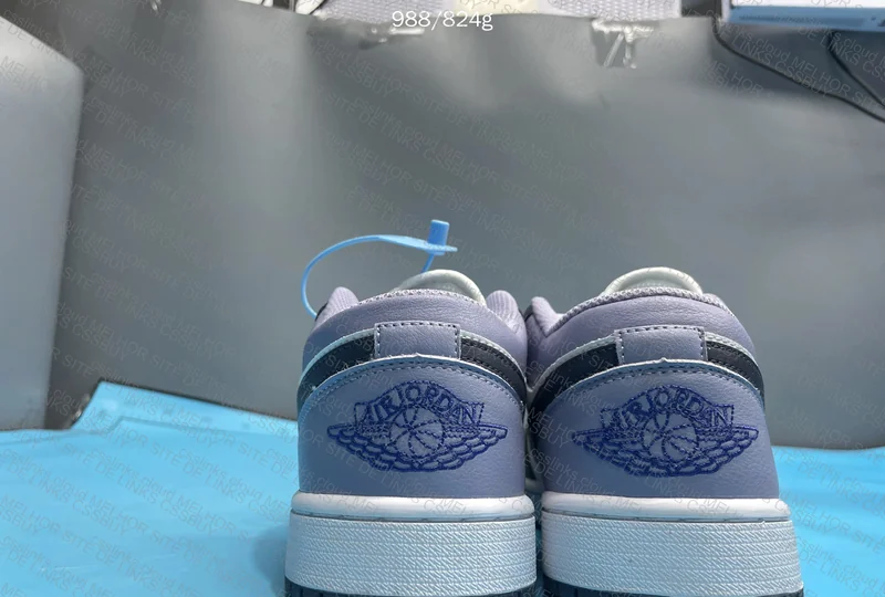 Air Jordan 1 Low 3