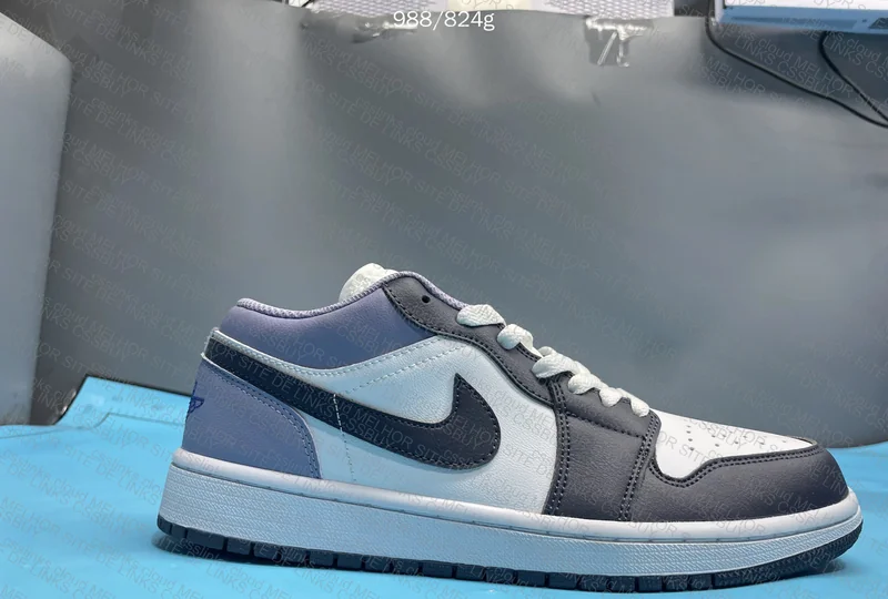 Air Jordan 1 Low 4