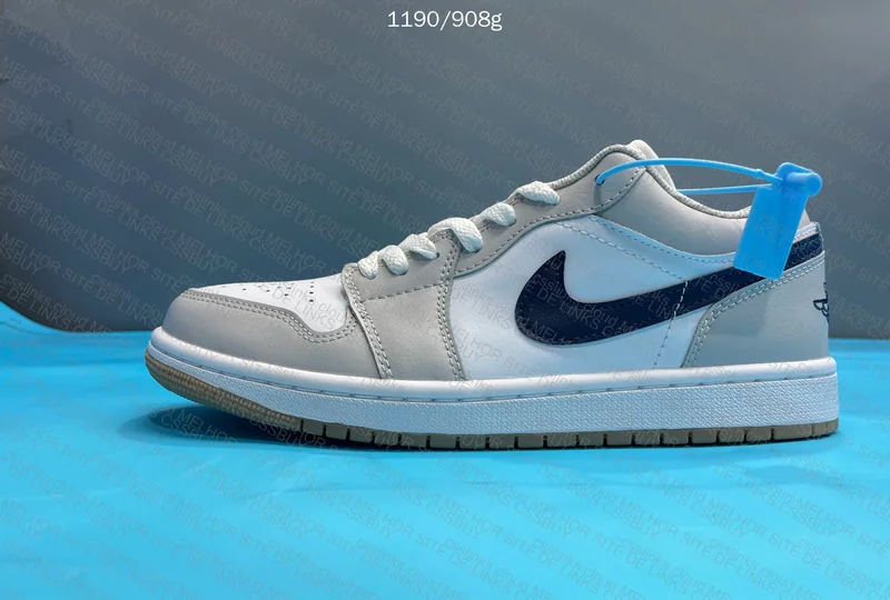 Air Jordan 1 Low 4