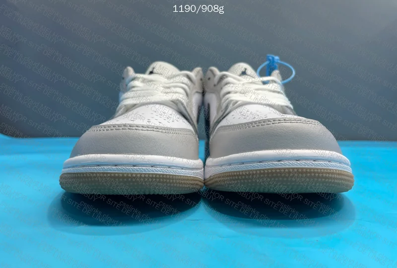Air Jordan 1 Low 8