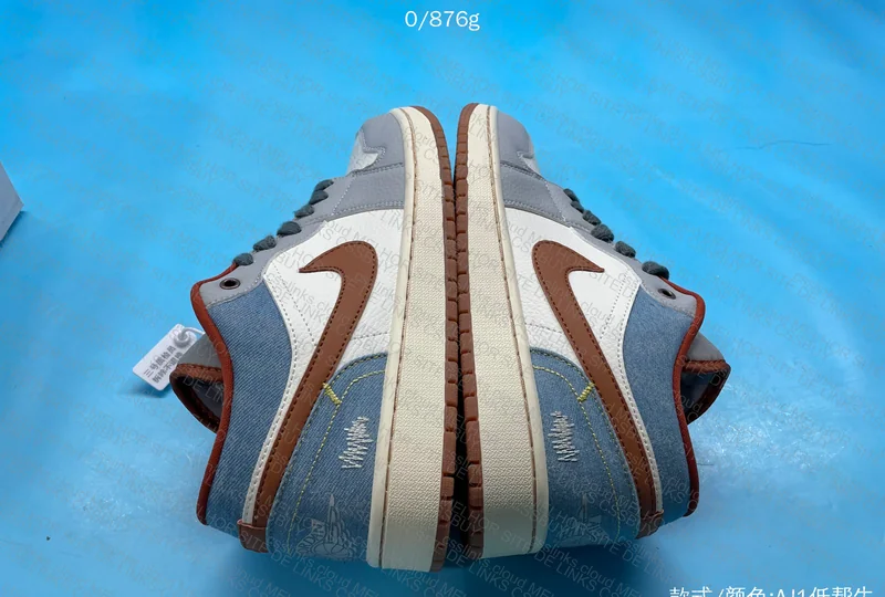 Air Jordan 1 Low 8