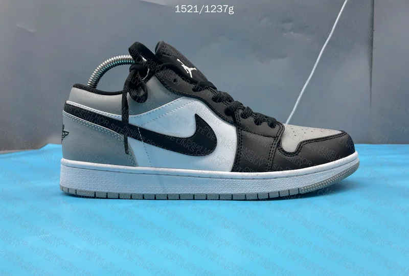 Air Jordan 1 Low 7