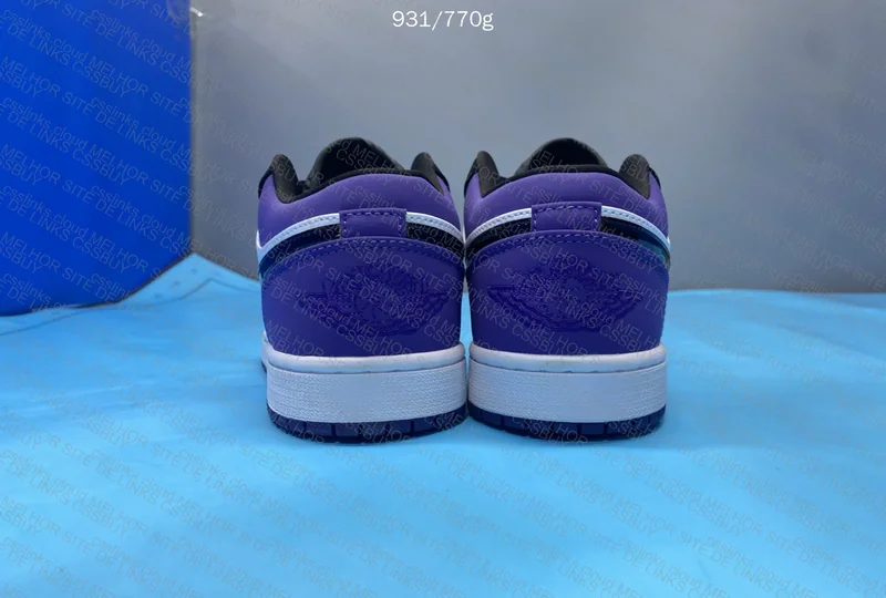 Air Jordan 1 Low 4