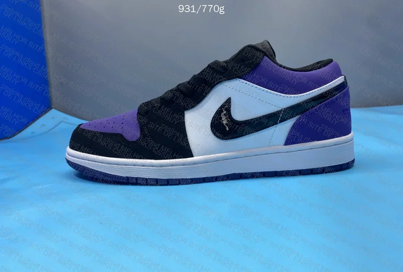 Air Jordan 1 Low 8