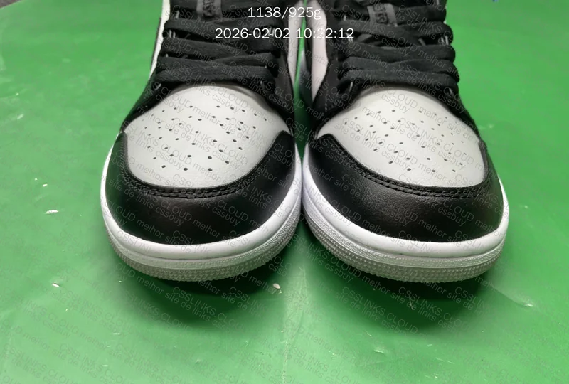 Air Jordan 1 low 4