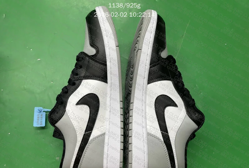 Air Jordan 1 low 6