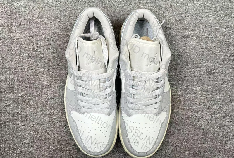 Air Jordan 1 Low Help 2