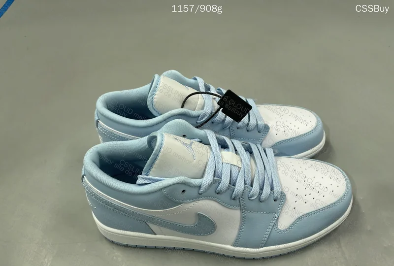 Air Jordan 1 Low Aluminium