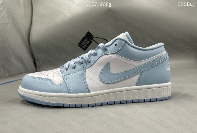 Air Jordan 1 Low Aluminium 5