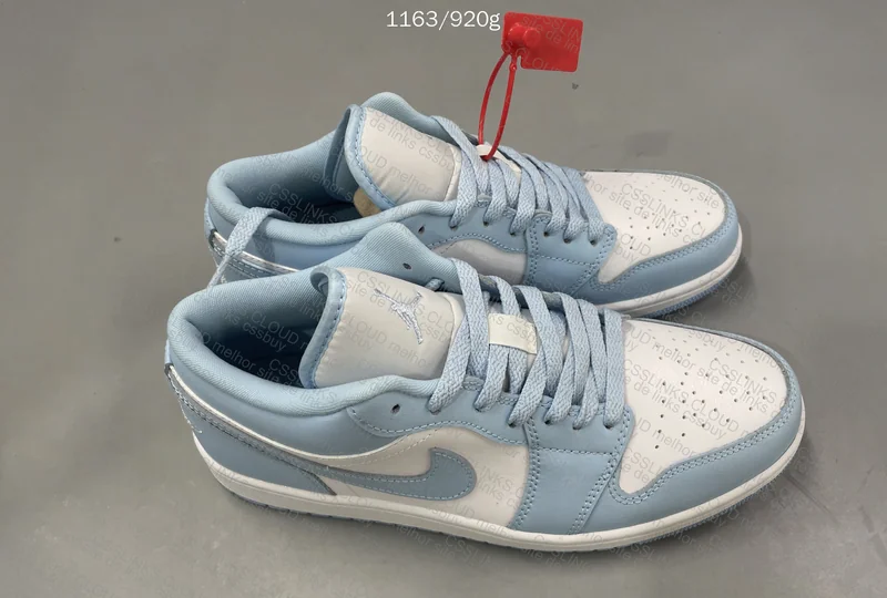 Air Jordan 1 Low Aluminium