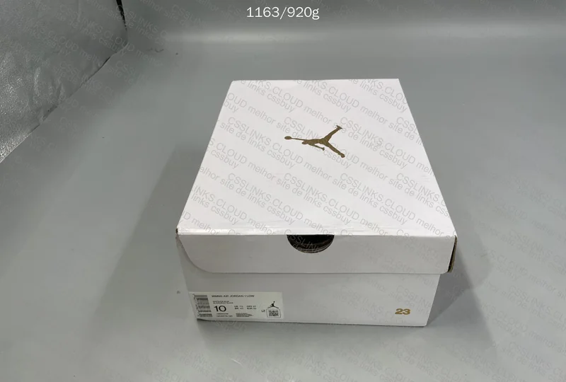 Air Jordan 1 Low Aluminium 10