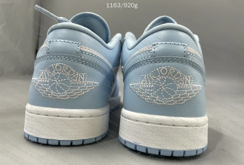 Air Jordan 1 Low Aluminium 3